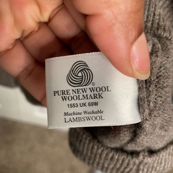 James Pringle Weavers Mens Lambswool Sweater L Argyle Print V Neck Classic Work - Picture 4 of 5